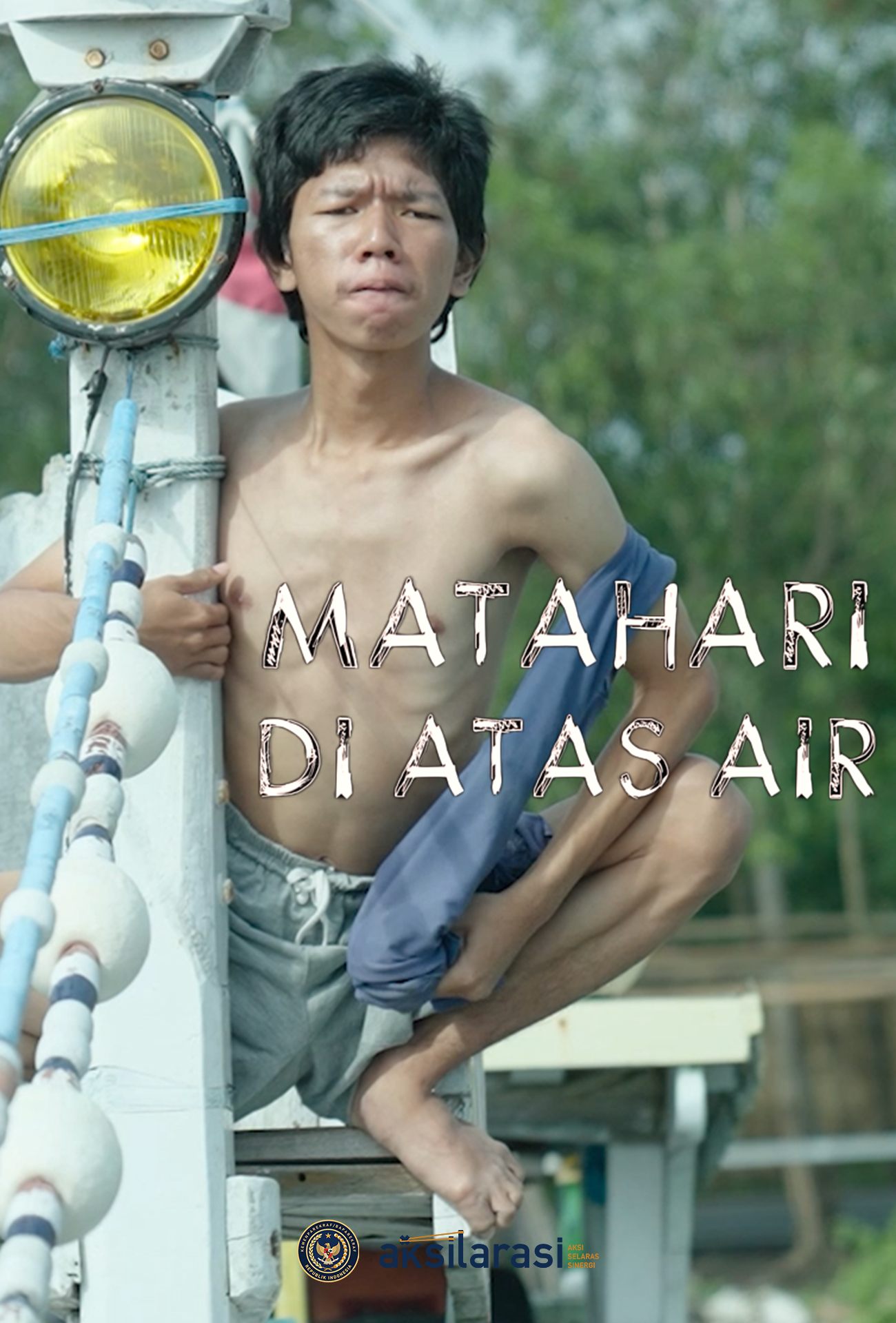 mat(a)hari di atas air